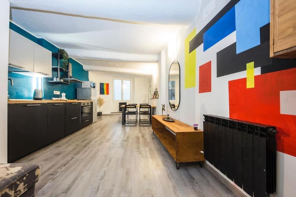 Midway Home, Nel Centro Storico Di Genova Zewnętrze zdjęcie